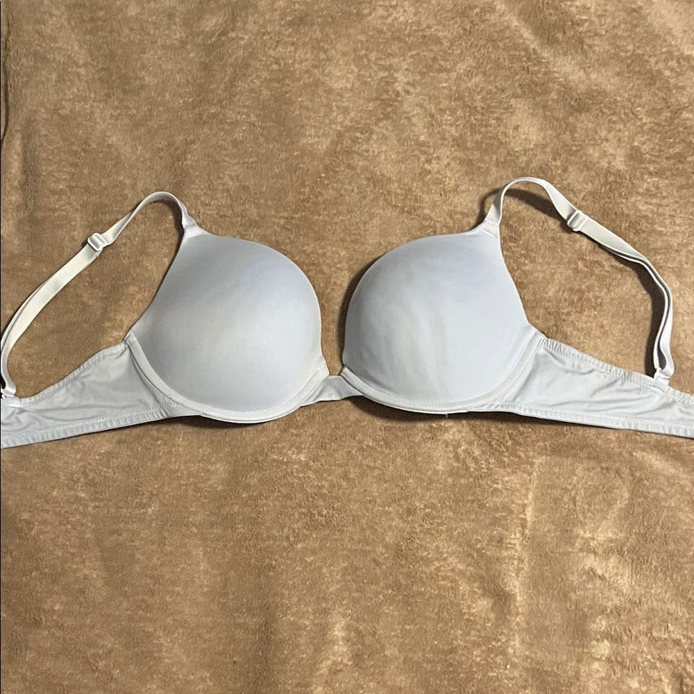 PINK Victoria's Secret Light Gray Bra